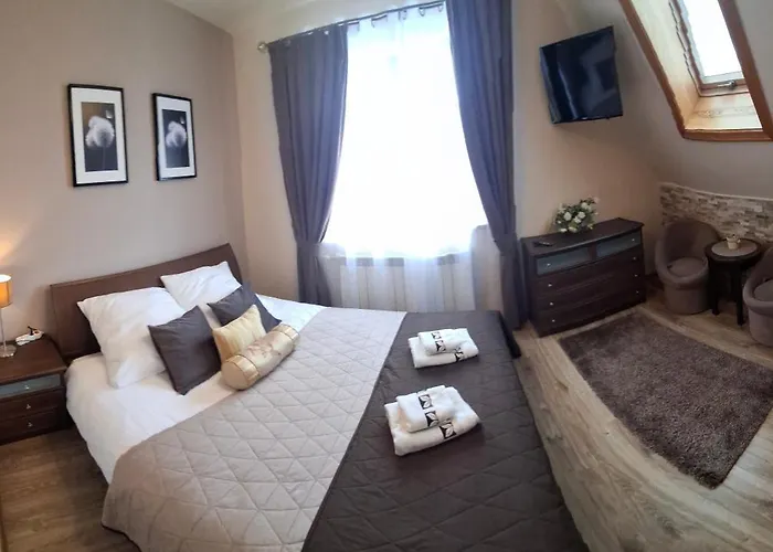 בית אירוח Goscinne *